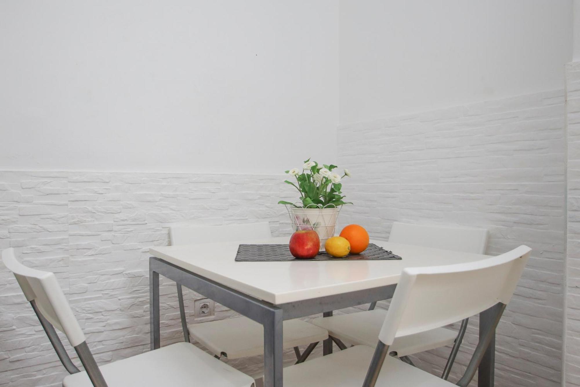 Lovely Apartment In The Old Town Of Севилья Экстерьер фото